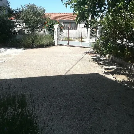 Apartment Milka Smoljanci